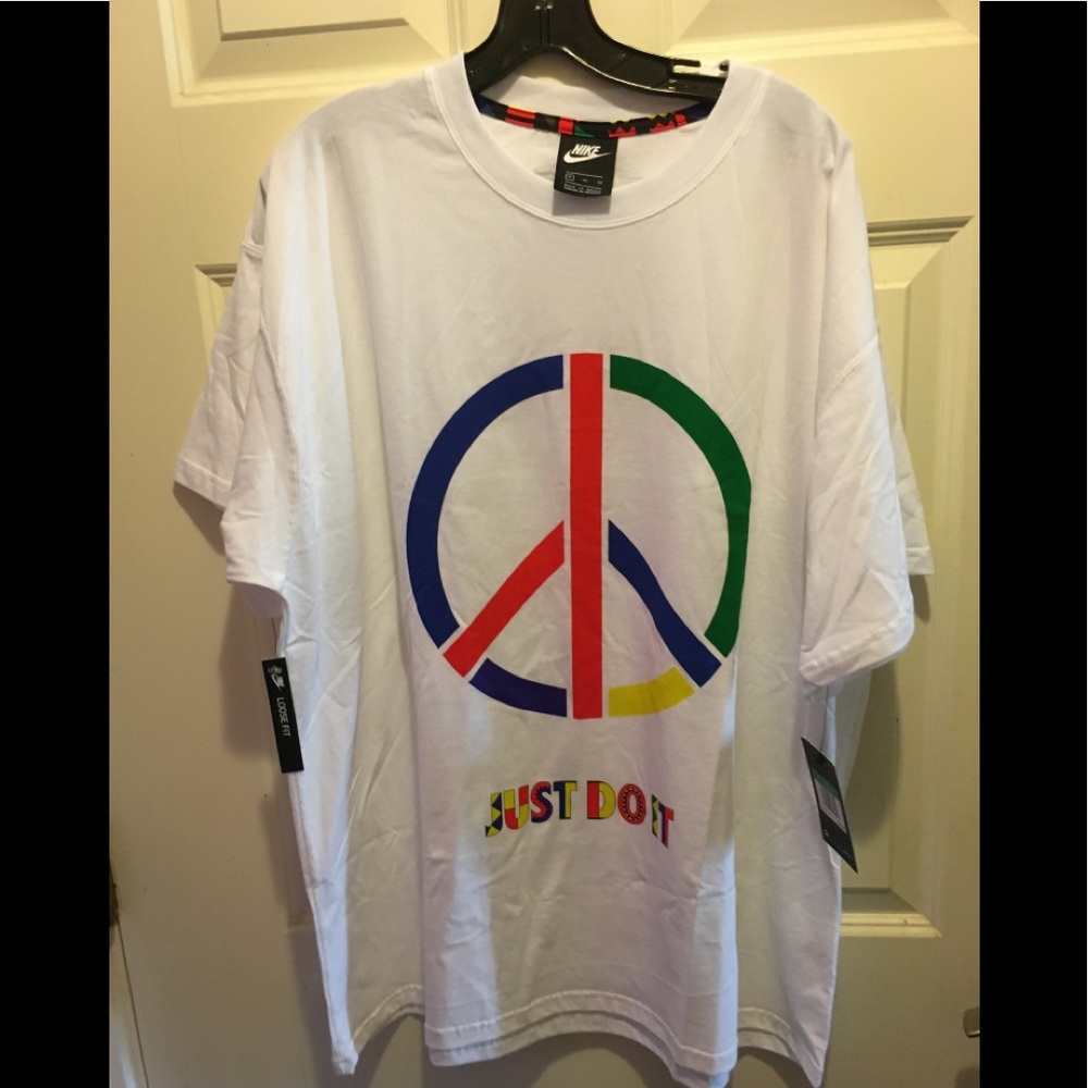 NWT Nike Men’s  Short Sleeve Just Do It T Shirt